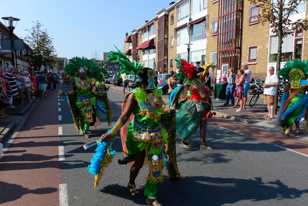 ../Images/Zomercarnaval Noordwijkerhout 098.jpg